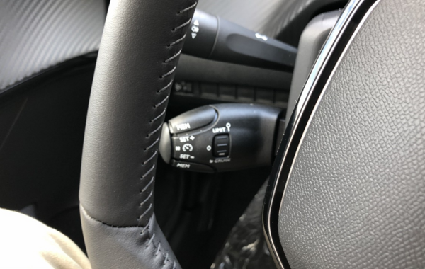 peugeot-208-1-2-puretech-75ch-s-s-active - 719414713