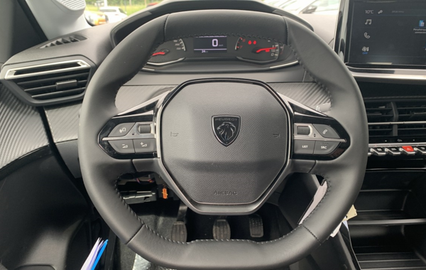 peugeot-208-1-2-puretech-75ch-s-s-active - 719424713