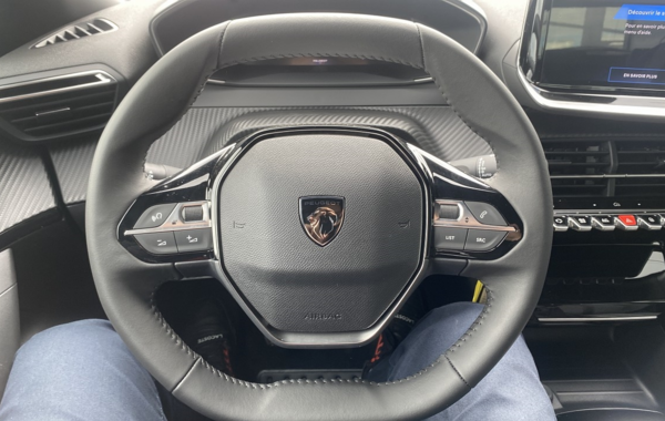 peugeot-2008-1-2-puretech-100ch-s-s-allure - 729294713