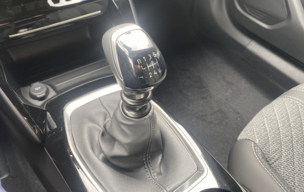 peugeot-2008-1-2-puretech-100ch-s-s-allure - 729294713