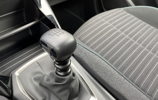 peugeot-208-1-2-puretech-100ch-s-s-style - 730004713