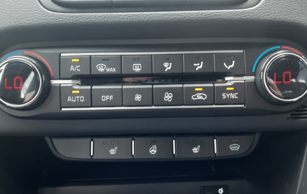 kia-proceed-1-5-t-gdi-140ch-gt-line-dct7 - 747734713