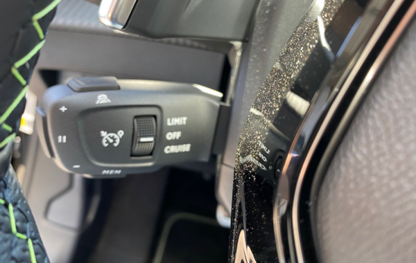peugeot-2008-1-2-puretech-130ch-s-s-gt-eat8 - 752044713