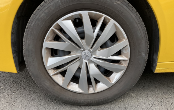 peugeot-208-1-2-puretech-75ch-s-s-like - 756054713