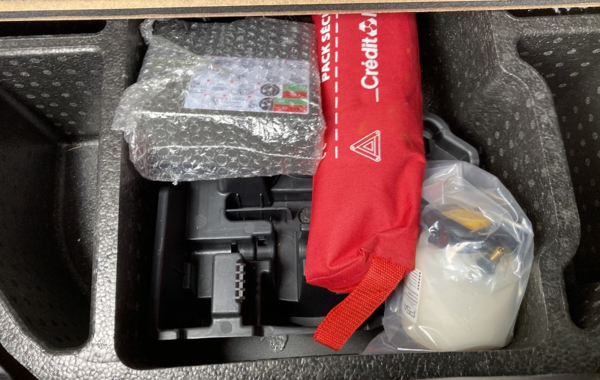 peugeot-208-1-2-puretech-75ch-s-s-like - 756054713