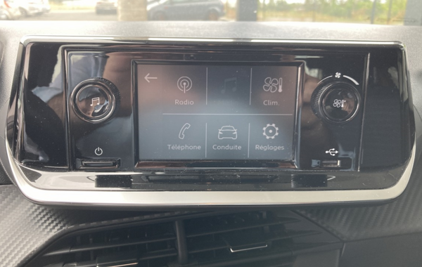 peugeot-208-1-2-puretech-75ch-s-s-like - 756054713