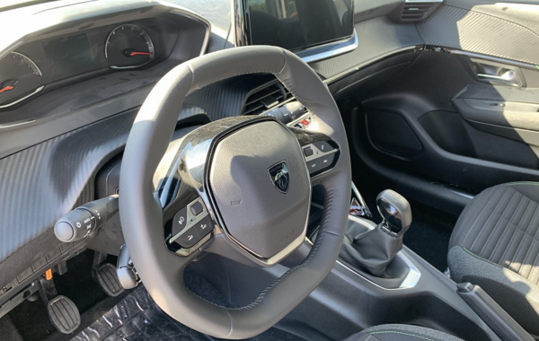 peugeot-208-1-2-puretech-75ch-s-s-active - 756254713