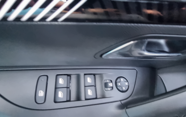 peugeot-2008-1-2-puretech-100ch-s-s-allure - 757454713