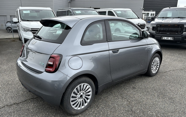 fiat-500-e-95ch-action - 763264713