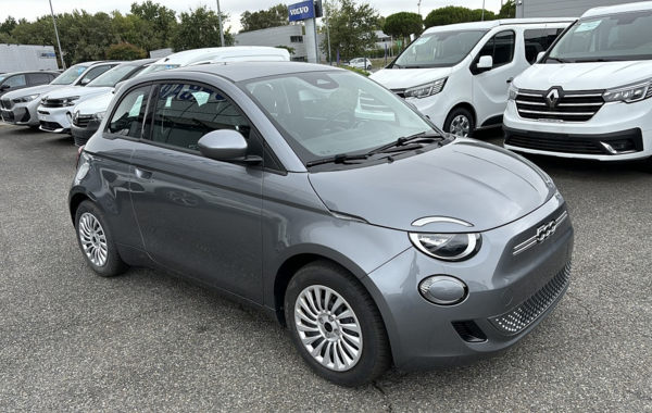 fiat-500-e-95ch-action - 763264713