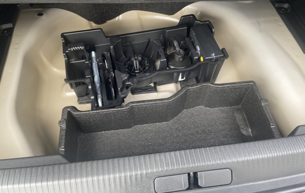 peugeot-2008-1-2-puretech-130ch-s-s-gt-eat8 - 766584713