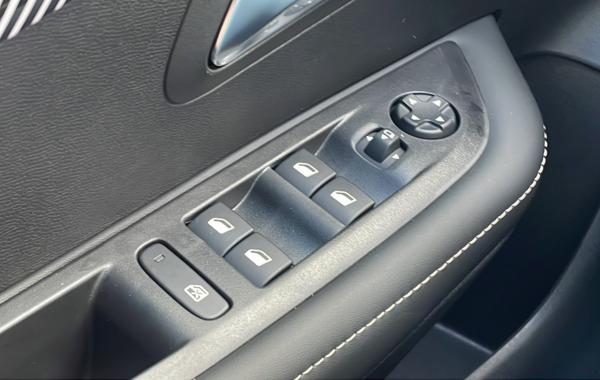 peugeot-208-1-2-puretech-100ch-s-s-allure - 773274713