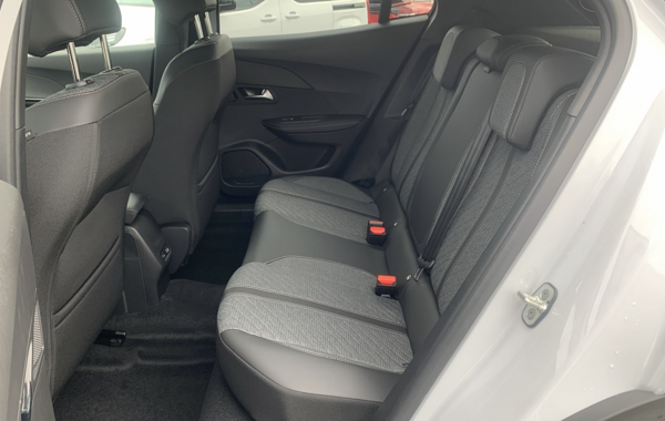peugeot-2008-1-2-puretech-130ch-s-s-allure-eat8 - 774574713