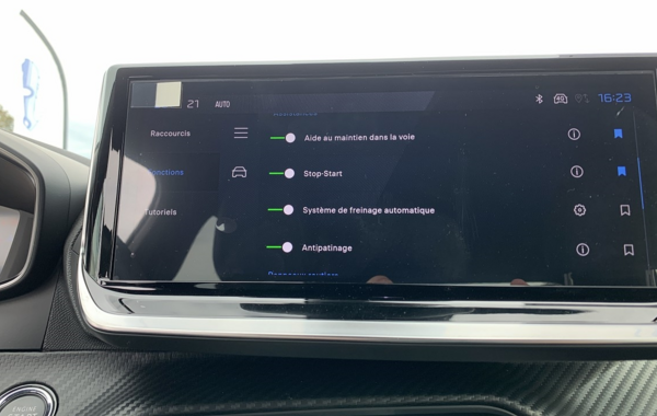 peugeot-2008-1-2-puretech-130ch-s-s-allure-eat8 - 774574713
