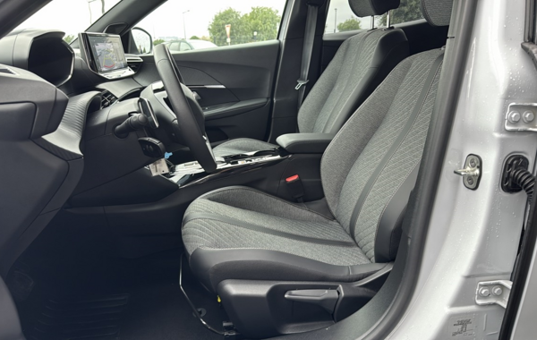 peugeot-2008-1-2-puretech-130ch-s-s-allure-eat8 - 776714713