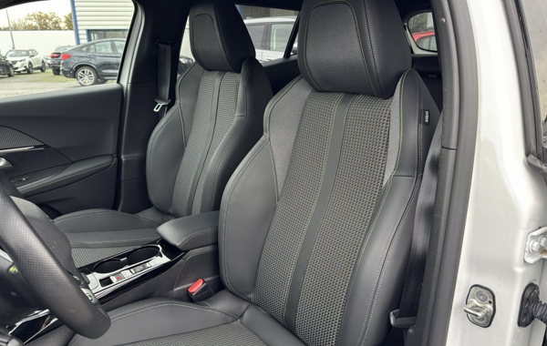 peugeot-2008-1-2-puretech-130ch-s-s-gt-eat8 - 789864713