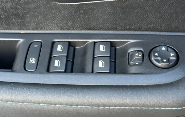peugeot-208-1-2-puretech-100ch-s-s-allure-pack-eat8 - 791654713
