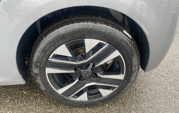 peugeot-208-1-2-puretech-100ch-s-s-allure - 796594713