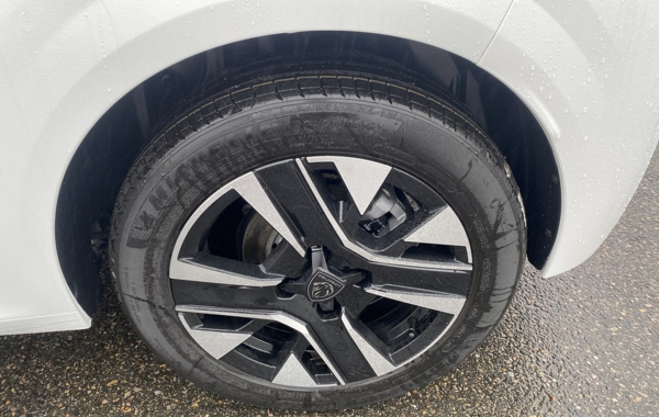 peugeot-208-1-2-puretech-100ch-s-s-allure - 796614713