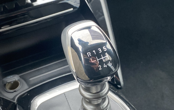 peugeot-208-1-2-puretech-100ch-s-s-allure - 796614713