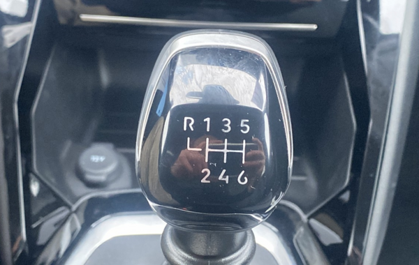 peugeot-208-1-2-puretech-100ch-s-s-allure - 796634713