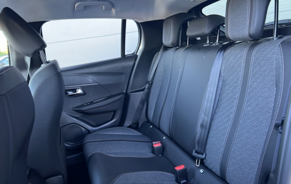peugeot-208-1-2-puretech-100ch-s-s-allure - 799664713