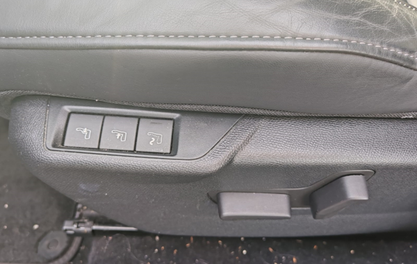ds-ds-3-crossback-puretech-130ch-louvre-automatique - 806454713