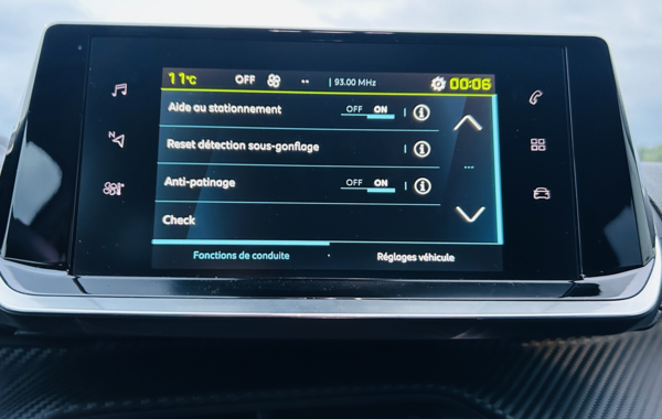 peugeot-2008-e-2008-136ch-allure-pack - 812634713