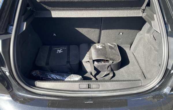 peugeot-208-e-208-136ch-gt - 812734713