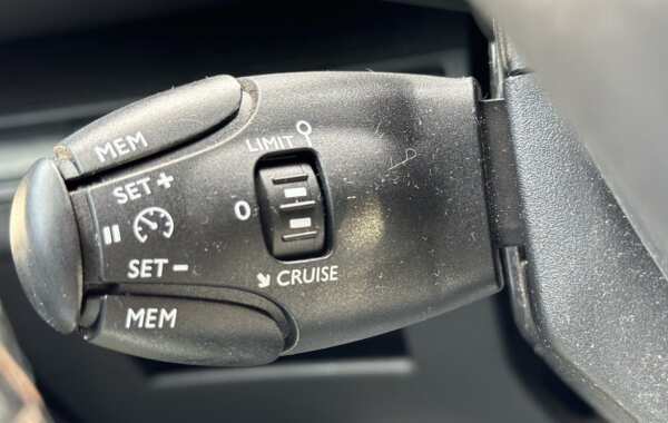 peugeot-3008-1-6-puretech-180ch-s-s-gt-line-eat8 - 824864713