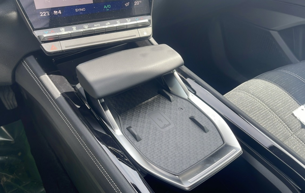 renault-austral-1-2-e-tech-full-hybrid-200ch-techno-24 - 827404713