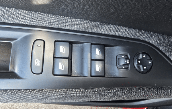 peugeot-3008-1-2-puretech-130ch-e6-c-allure-business-s-s - 835084713