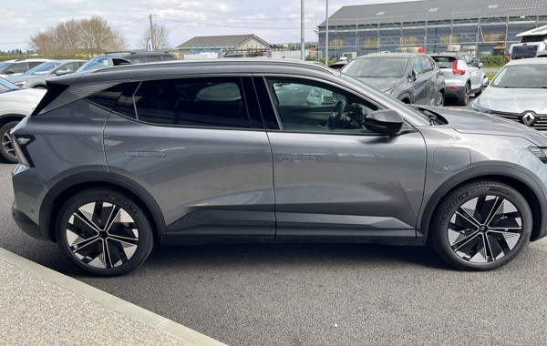 renault-scenic-v-e-tech-electric-170ch-techno-autonomie-confort-24 - 835884713