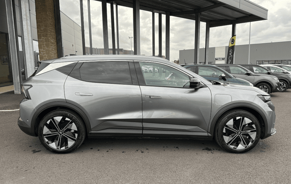 renault-scenic-v-e-tech-electric-170ch-techno-autonomie-confort-24 - 835894713