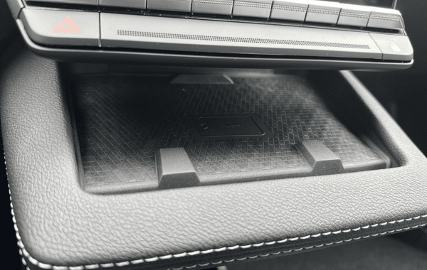 renault-scenic-v-e-tech-electric-170ch-techno-autonomie-confort-24 - 835894713