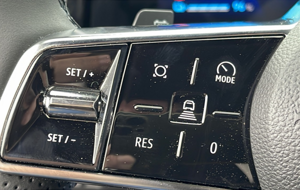 renault-scenic-v-e-tech-electric-170ch-techno-autonomie-confort-24 - 835914713