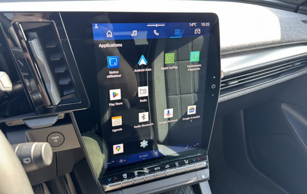 renault-scenic-v-e-tech-electric-170ch-techno-autonomie-confort-24 - 835944713
