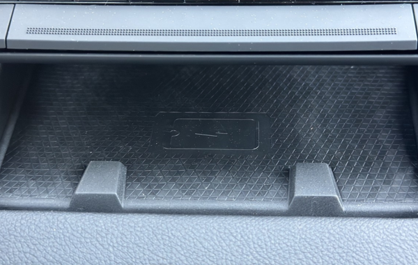 renault-scenic-v-e-tech-electric-170ch-techno-autonomie-confort-24 - 835954713