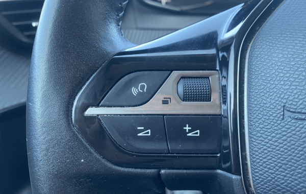 peugeot-2008-1-2-puretech-130ch-s-s-allure - 838664713