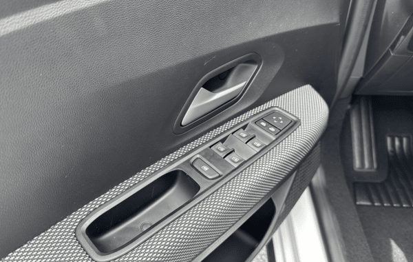 dacia-sandero-1-0-tce-90ch-stepway-expression-cvt-24 - 839634713