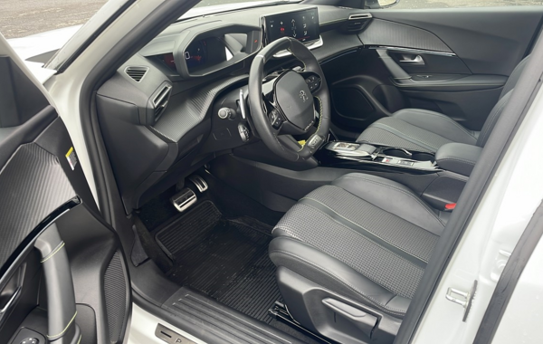 peugeot-2008-1-2-puretech-130ch-s-s-gt-eat8 - 839784713