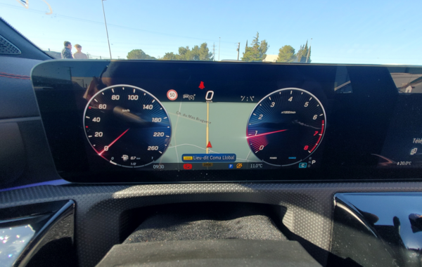 mercedes-cla-shooting-brake-200-163ch-amg-line-7g-dct - 842994713