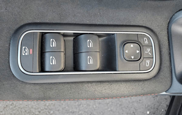 mercedes-classe-a-200-163ch-amg-line-7g-dct - 848184713