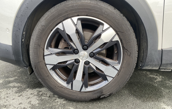 peugeot-3008-1-2-puretech-130ch-allure-s-s-eat6 - 849614713