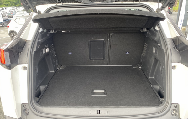 peugeot-3008-1-2-puretech-130ch-allure-s-s-eat6 - 849614713