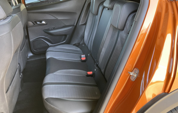 peugeot-2008-1-5-bluehdi-130ch-s-s-allure-eat8 - 850554713