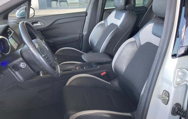 citroen-ds4-1-6-e-hdi115-airdream-urban-show - 851174713