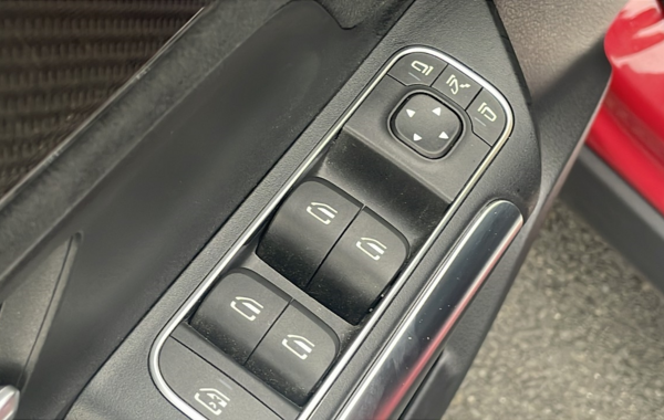 mercedes-gla-200-163ch-amg-line-7g-dct - 856154713