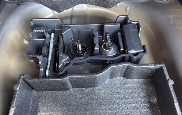 peugeot-2008-1-2-puretech-130ch-s-s-gt-eat8 - 858274713