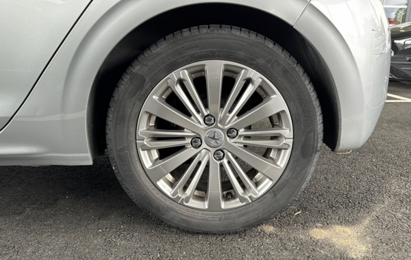 peugeot-208-1-2-puretech-82ch-allure-5p - 860064713